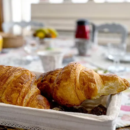 D'hotes Courteline Frühstückspension 3*